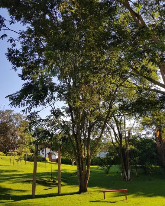 Recanto Dos Beija Flores, Chale Lantana B Monte Alegre do Sul Zewnętrze zdjęcie